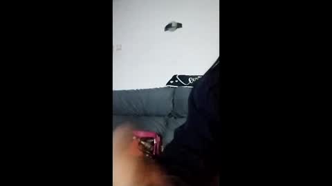 mweed95 online show from December 4, 5:07 am