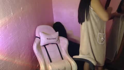 Its me Andi online show from March 7, 9:48 pm