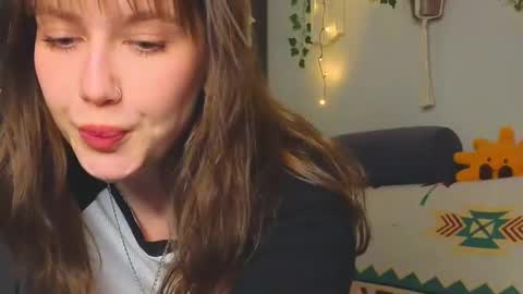  PARIS   online show from December 15, 11:20 pm