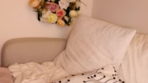 Mya-be Yours P online show from September 21, 10:36 pm