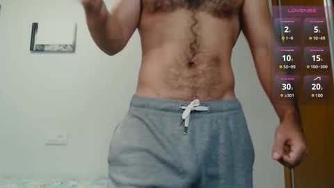 Juan  OF  myhairymacho online show from October 28, 10:49 am