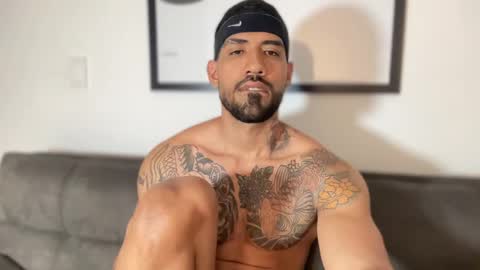 Myke esthetic online show from March 5, 2:03 am