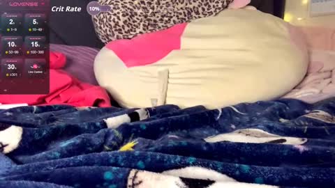 myluvekai online show from October 3, 3:42 pm