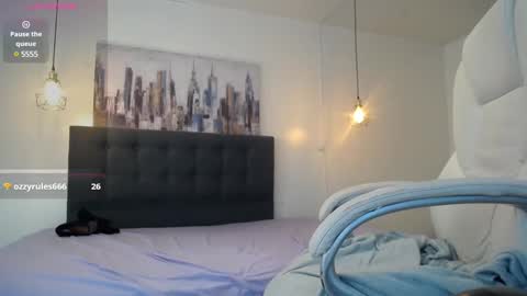 No Name online show from February 22, 5:02 pm