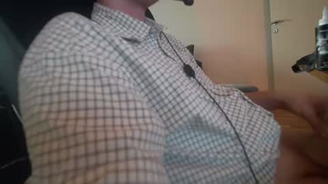 mysteryboy497 online show from November 12, 1:24 pm