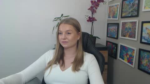 Erica online show from April 24, 12:51 pm