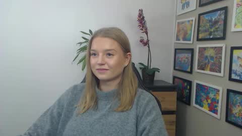 Erica online show from December 18, 10:54 am