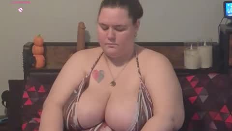 Mzjuicybootay online show from October 7, 12:23 pm