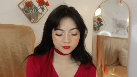 naamah_b online show from April 18, 2:52 pm