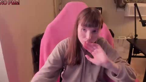 Natalie Marlo online show from September 17, 1:03 pm