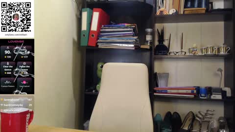 Snapshot of nadin_slut chatting on December 1, 8:00 pm Nadin online show from December 1, 8:00 pm