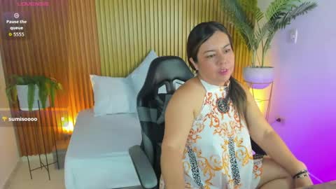 N A H I A online show from April 22, 12:45 pm