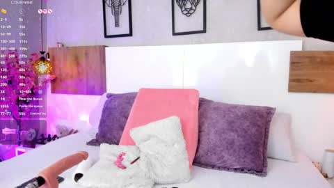 Nahomii online show from April 21, 8:16 pm