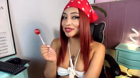 Naia online show from February 27, 7:39 pm