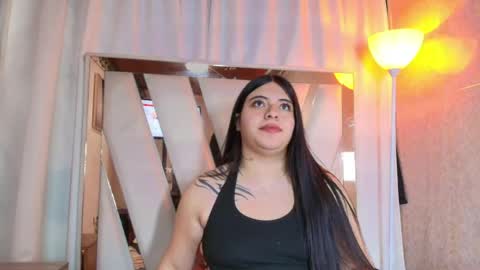 Naia x online show from April 1, 1:41 pm