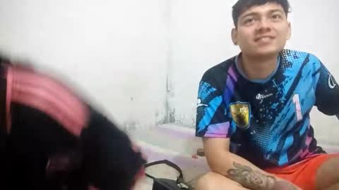 naisha and axel2 online show from September 10, 4:24 am