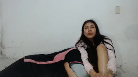 naisha and axel2 online show from October 8, 5:13 am