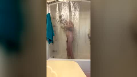 nakedhandymanaz online show from July 8, 7:06 pm