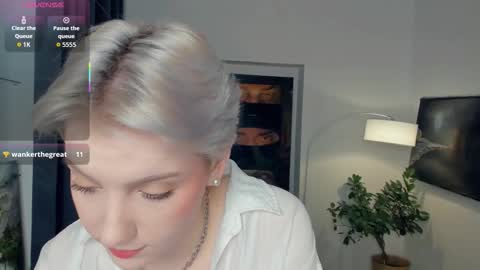 Kate online show from October 25, 12:49 pm