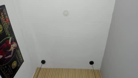 NALAROY online show from March 29, 4:25 am