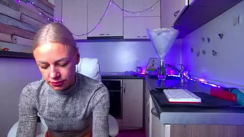 Nally online show from April 7, 1:29 am