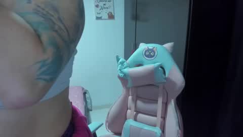 Nami online show from February 25, 3:31 am