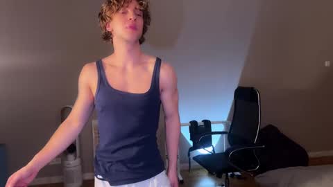 Georges online show from December 6, 9:07 pm