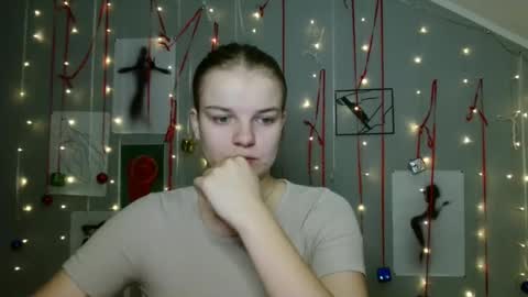 Nana online show from November 11, 9:22 am