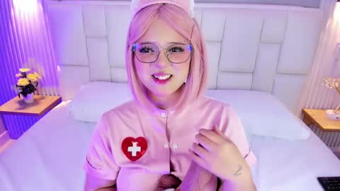 NanaOsaky online show from March 14, 1:04 pm