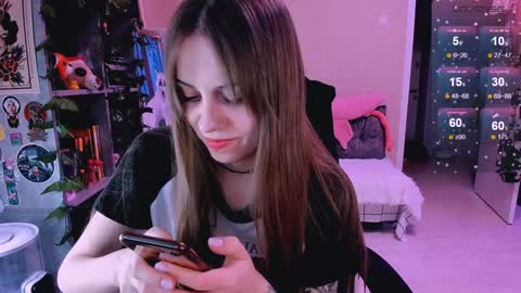 Monday-Friday 12-4 AM and 6-9 AM New York time online show from January 25, 8:10 pm