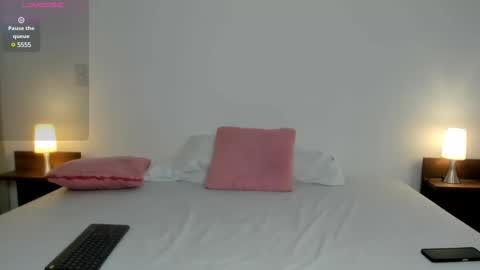 nany_model25 online show from March 11, 3:12 pm