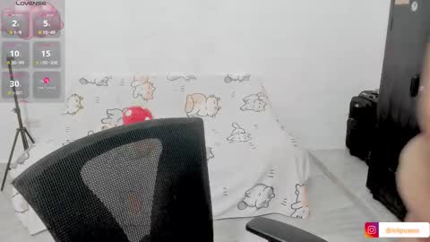  Naoko  online show from February 24, 1:30 am