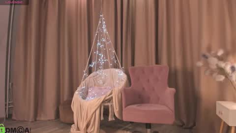 Naomi online show from October 4, 1:03 am