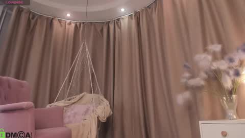 Naomi online show from November 11, 1:19 am