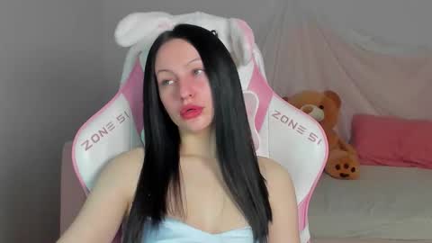 Naomi online show from March 7, 6:13 am