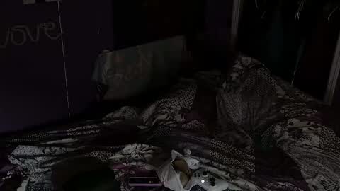 Snapshot of naomifux chatting on February 12, 11:41 pm Naomi online show from February 12, 11:41 pm