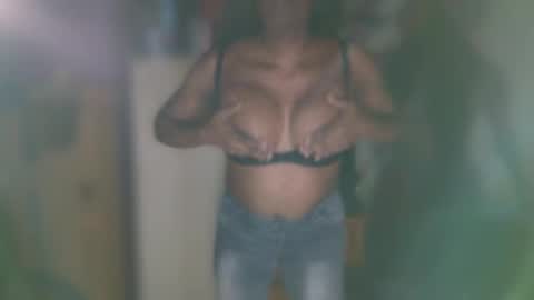 Snapshot of naomifux chatting on January 21, 9:25 pm Naomi online show from January 21, 9:25 pm