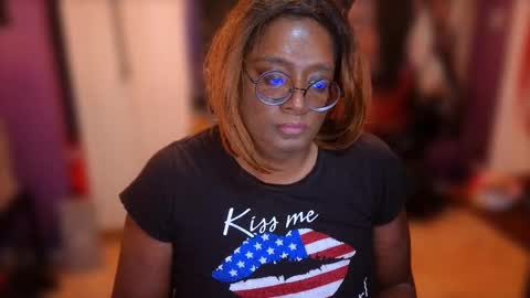 Snapshot of naomifux chatting on September 30, 8:41 pm Naomi online show from September 30, 8:41 pm