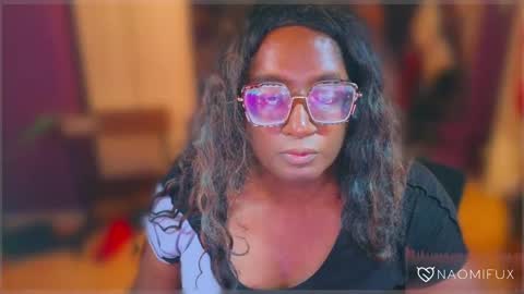 Snapshot of naomifux chatting on February 18, 10:58 pm Naomi online show from February 18, 10:58 pm