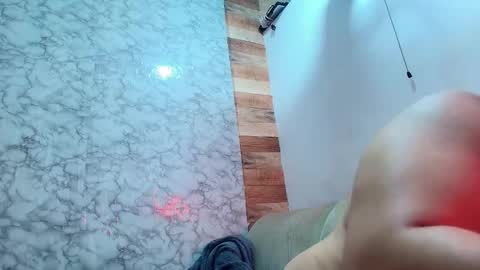 Naomi Campbel online show from February 15, 2:05 pm