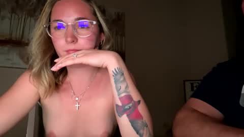 Jack  Naomi online show from April 4, 5:03 am