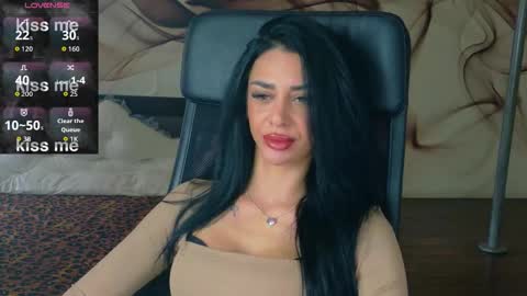 NaomiScarlett online show from November 18, 9:34 am