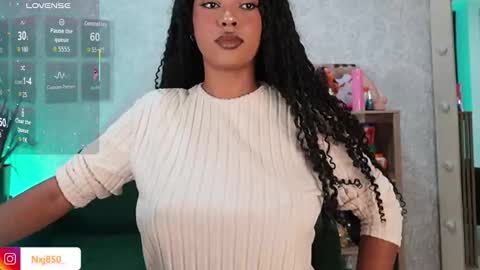 Naomi     online show from March 19, 2:39 am