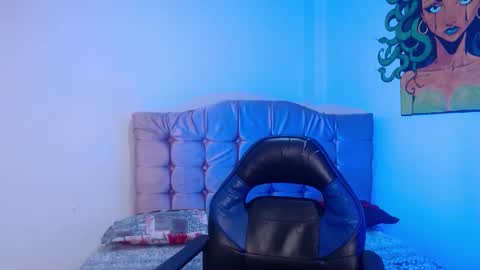 Nao online show from November 3, 12:50 pm