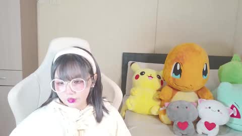 Naree online show from October 26, 6:18 pm