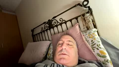 narutotheone online show from April 27, 6:11 am