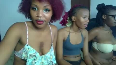 nasty_divah online show from April 16, 9:26 pm