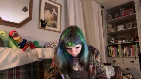     online show from September 29, 11:59 pm