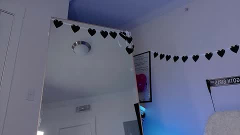 Natasha Luxxx online show from February 22, 8:29 am