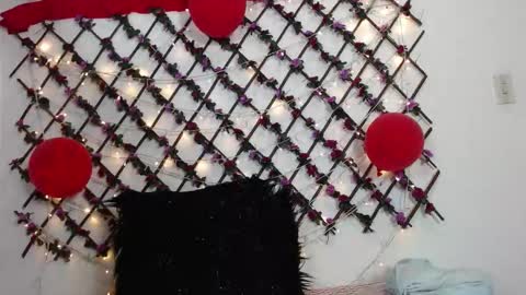 Natalia Walker online show from March 1, 6:45 pm